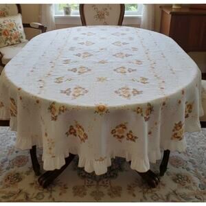 Vtg Yellow Tablecloth Floral Ruffle Edge Table cottage Prairie Oval 59"x74"